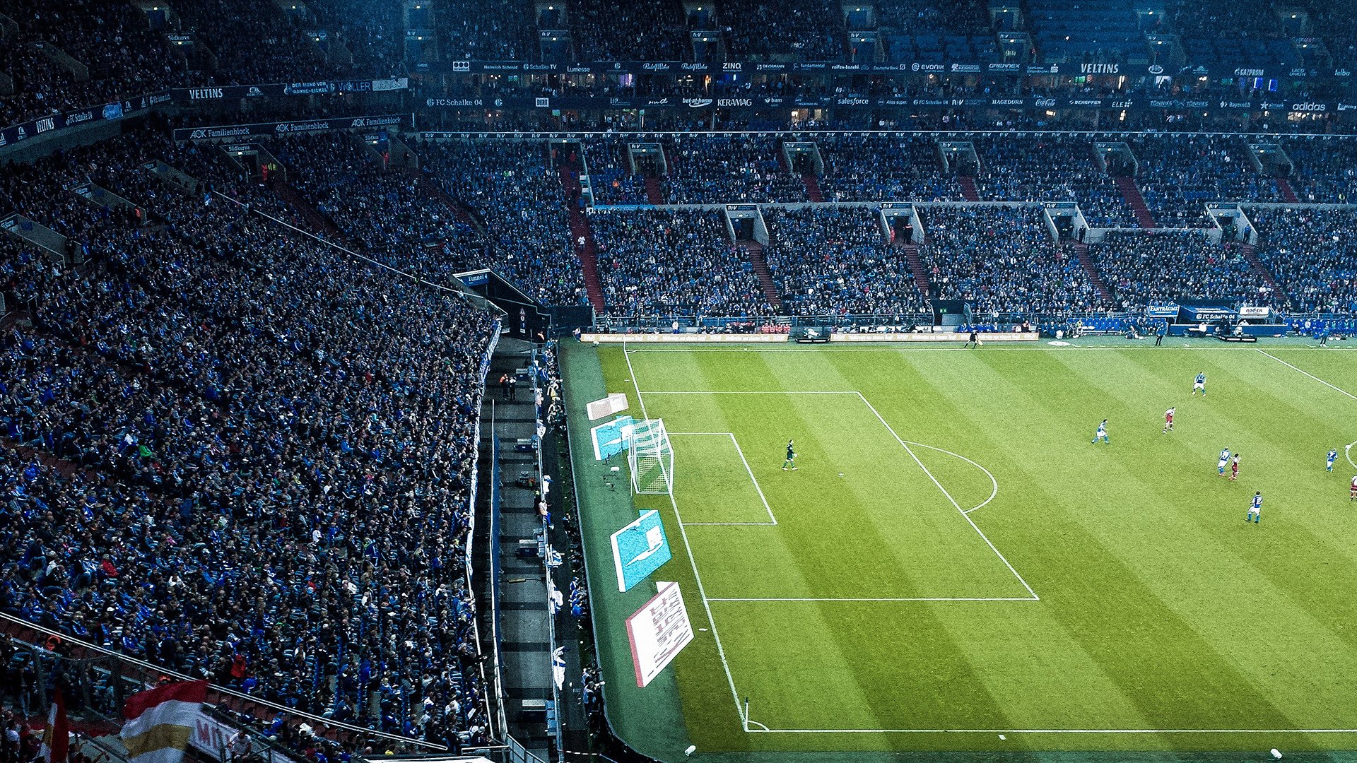 _水上飞行风暴：速度与美感双赢_，水上飞行器已成为风靡全球的运动